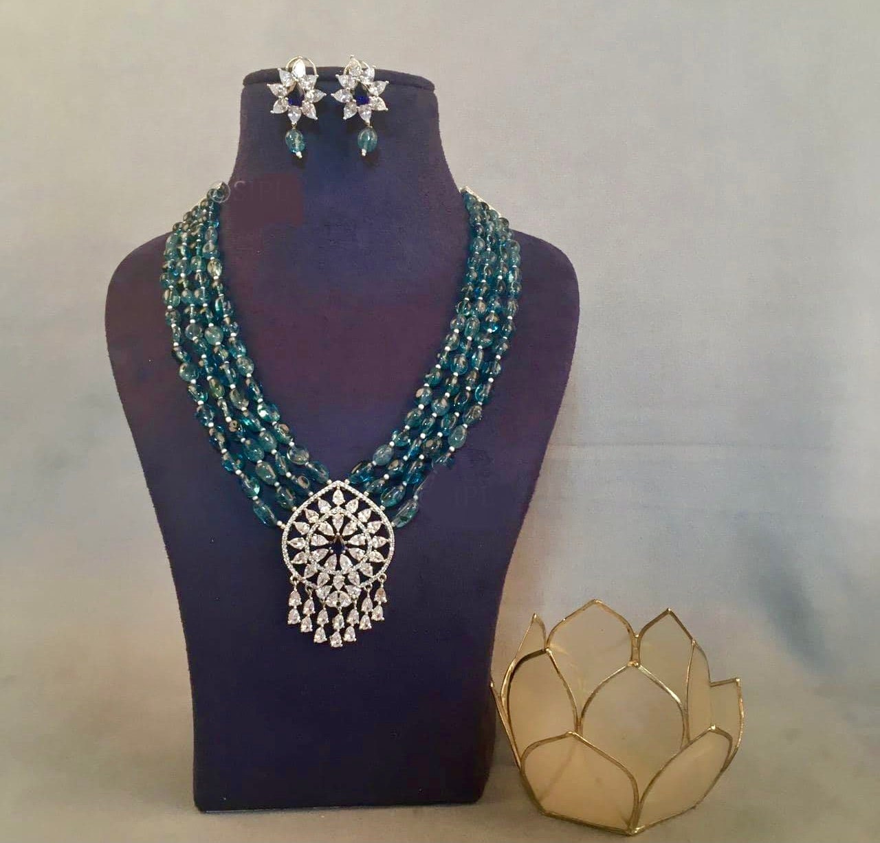 Collar largo/collar de cuentas/rani haar/joyería de Bollywood/collar Deepika/joyería paquistaní/joyería Punjabi/collar de piedras semipreciosas