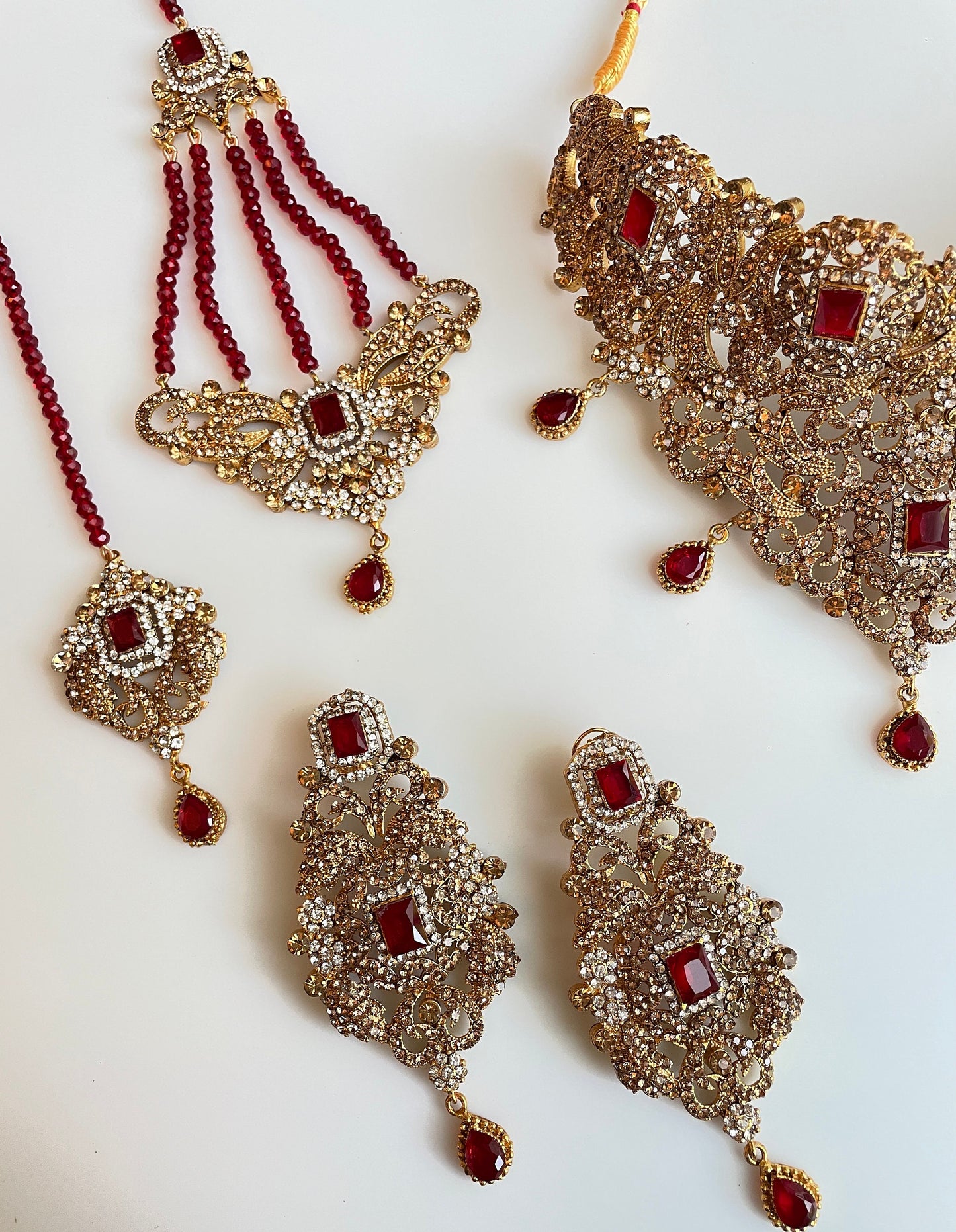 Gold Pakistani Jewelry Set