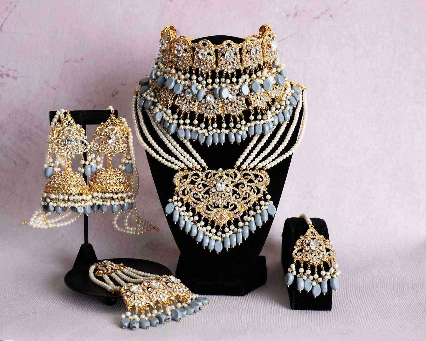 Hailey SET