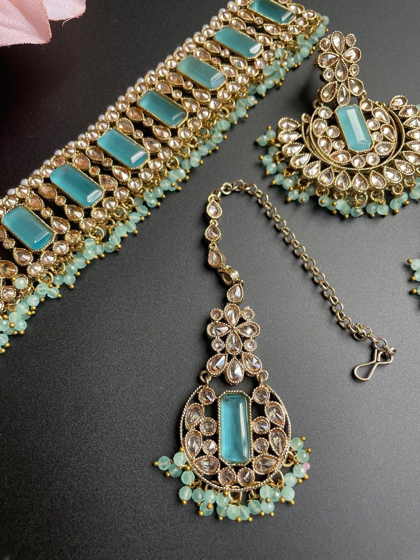LAYA SET