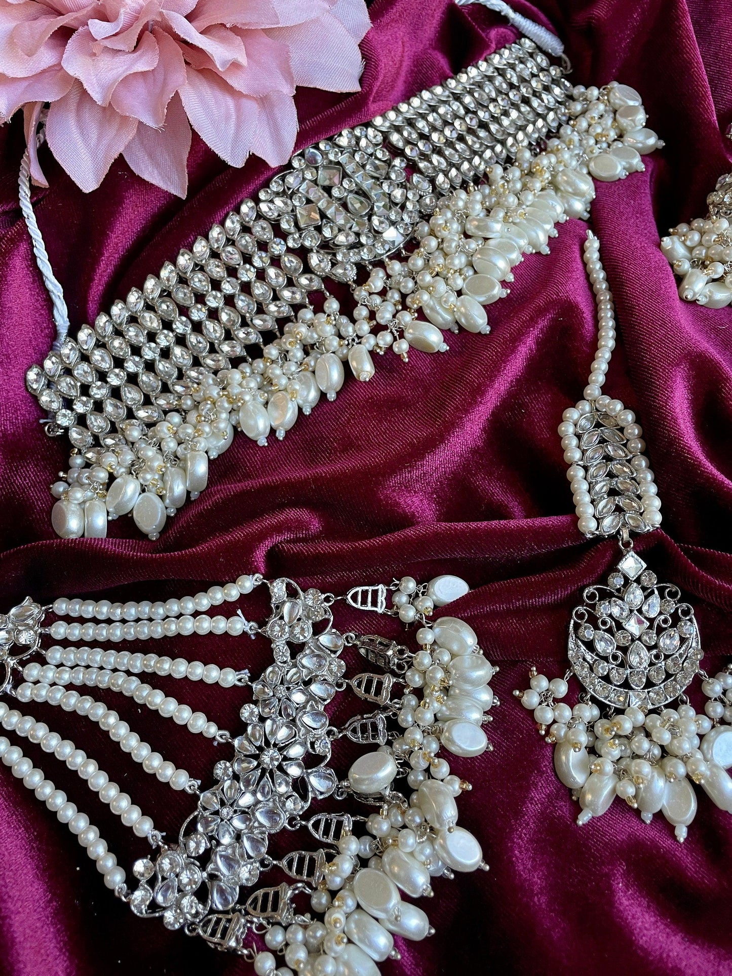 Gold Indian jadau festive choker with passa and tikka for Pakistani walima celebration