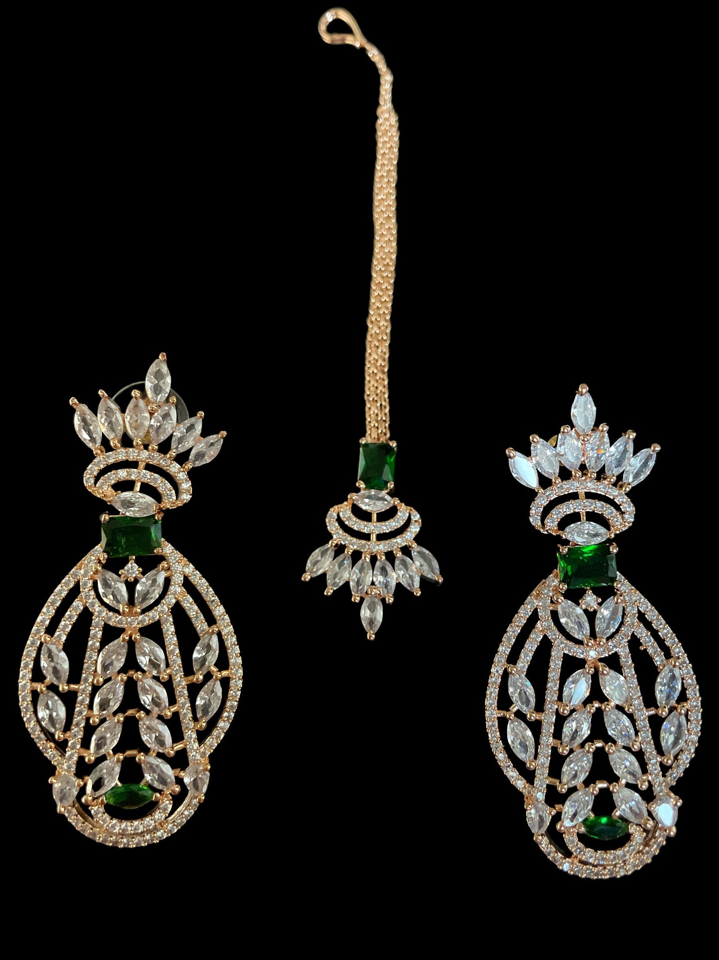 Gargantilla de diamantes inspirada en Sabyasachi con rubí