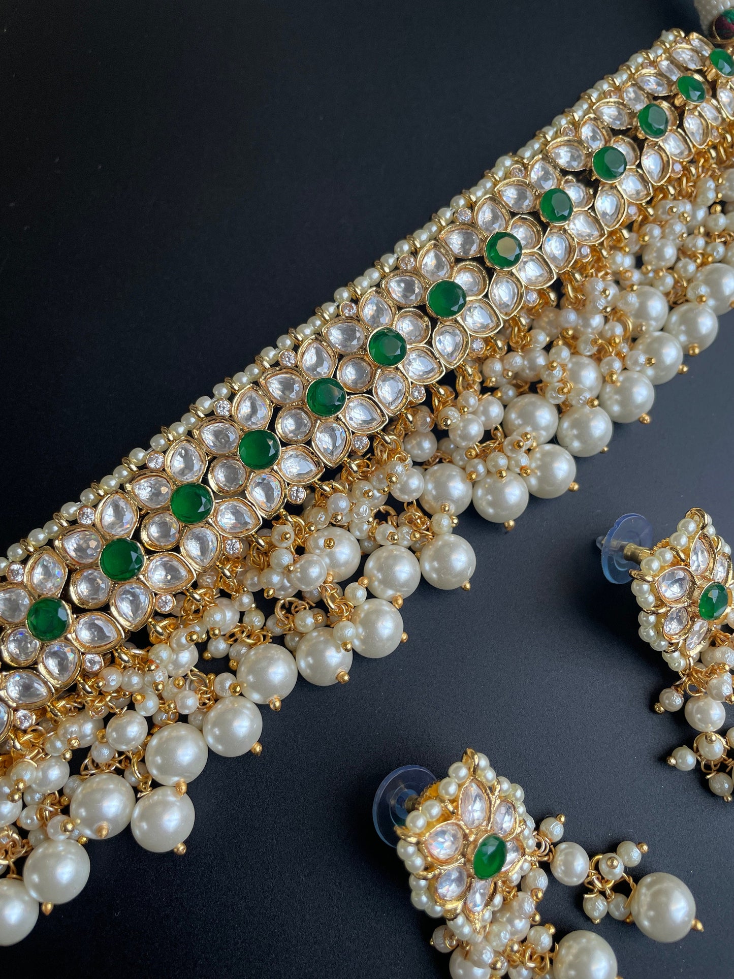 Pachi Kundan Choker with Pearl