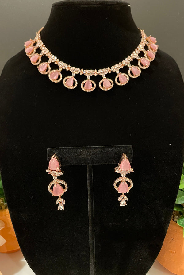 Gargantilla cz de oro rosa/collar CZ/conjunto de diamantes americanos/gargantilla nupcial india/gargantilla de diamantes/collar rosa/joyería de boda india/conjunto pastel