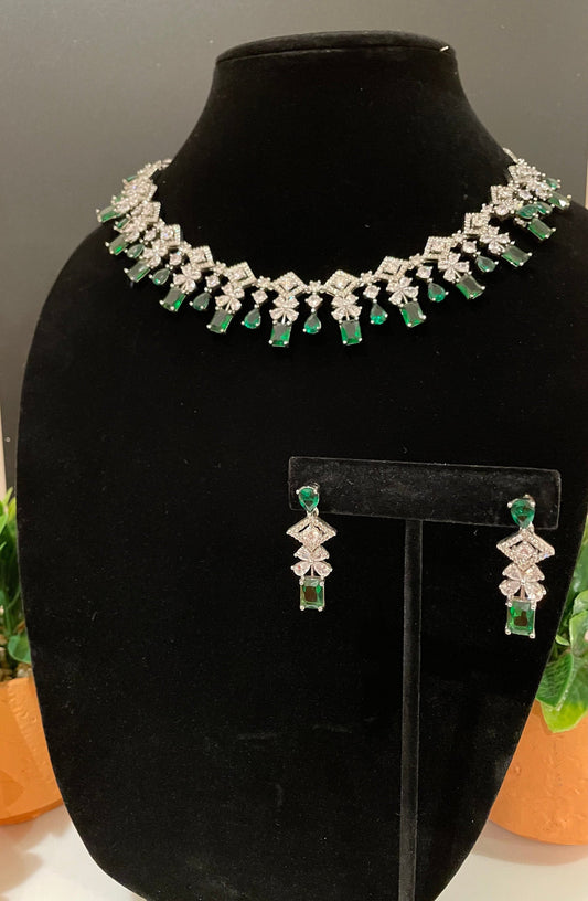 Emerald Silver ChokeR  MerakeJewelry