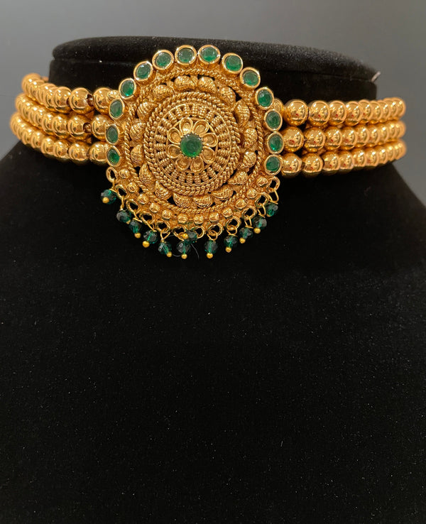 Indian gold necklace/temple necklace/gold green choker/Indian traditional jewelry/Bollywood jewelry/Pakistani jewelry/Indian gold choker set
