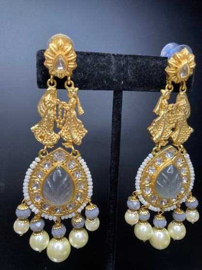 Doli Gold Jhumka