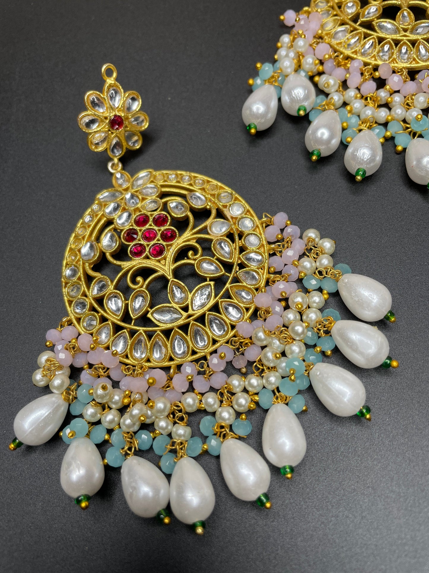 Tikka and jhumka set/Indian kundan earrings/Indian polki earrings/Indian maang tikka set/Punjabi jewelry/bridal Indian jewelry/gold tikka