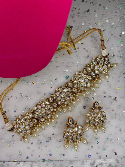 Collar Kundan de Oro con Perlas