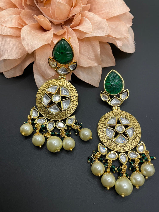 Pendientes Jhumka de Oro  MerakeJewelry