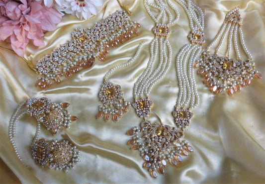 EVANI SET  MerakeJewelry