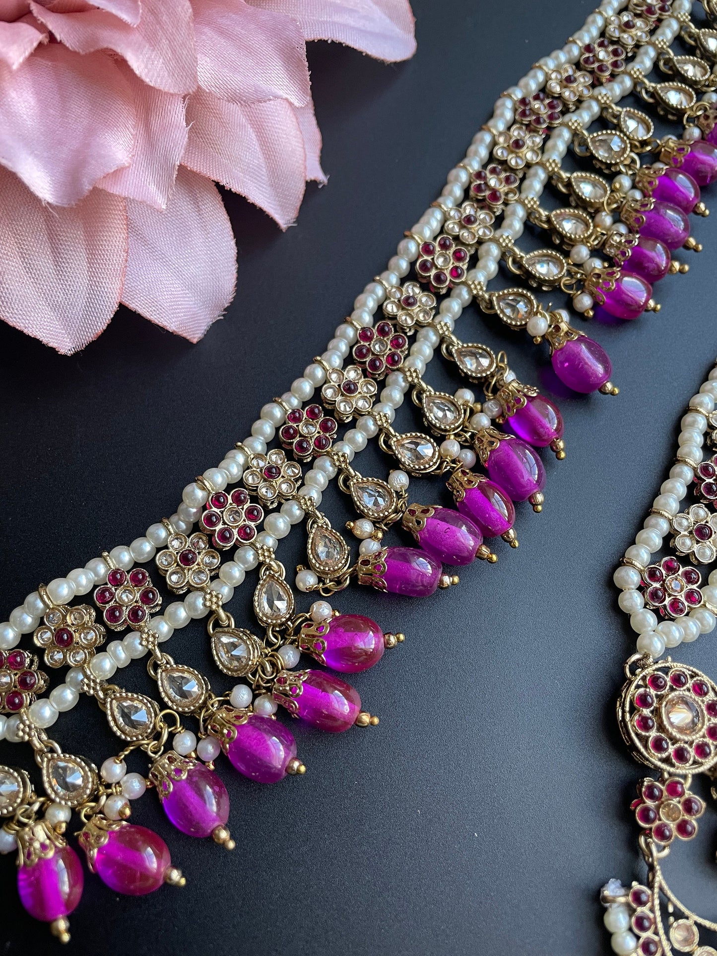 Red Polki Choker with tikka and earrings/ Simple Indian wedding jewelry/ Dainty Kundan Choker set/Bridal Sangeet colorful necklace set