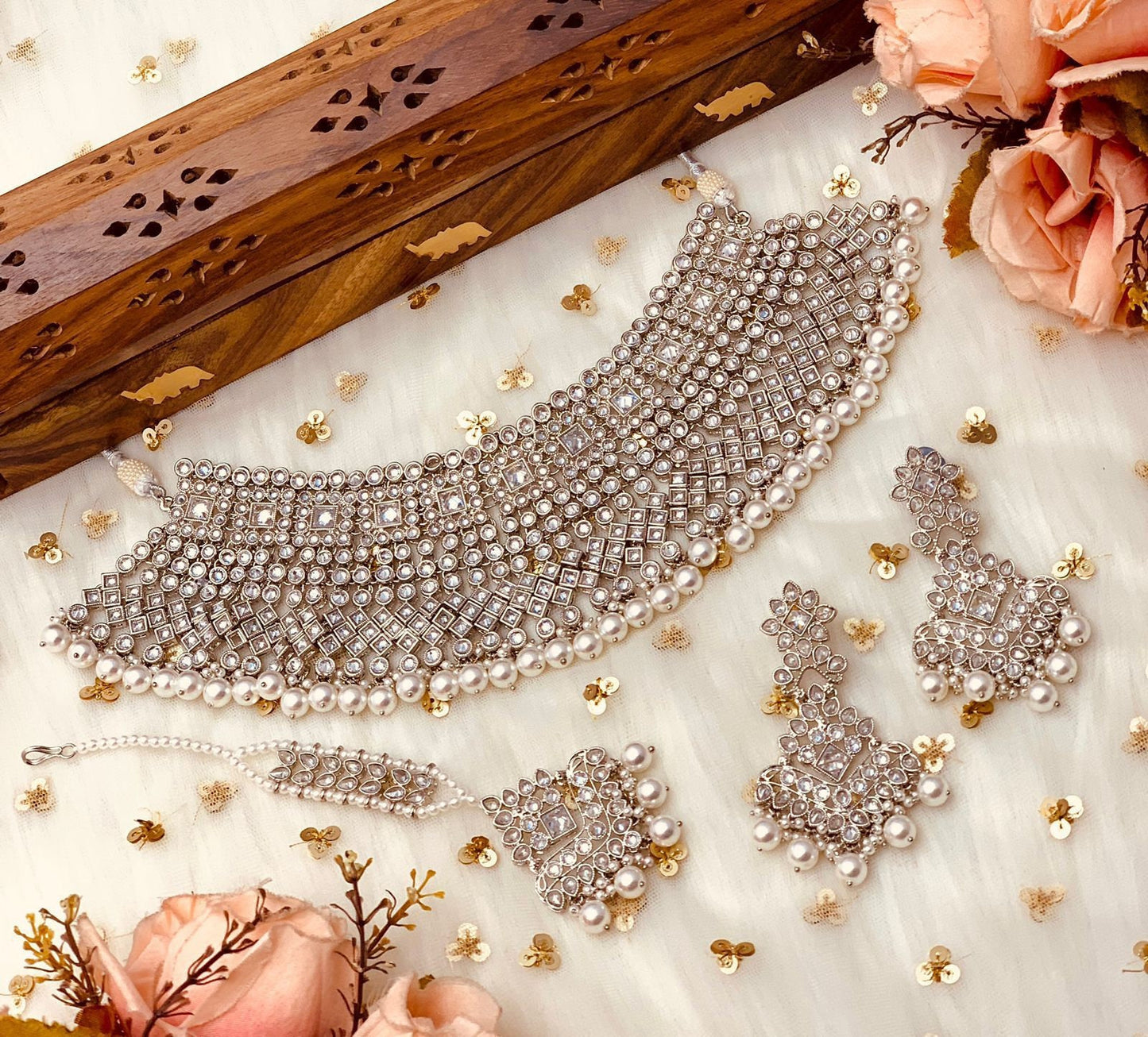 Gargantilla de boda india de plata y perlas/Joyería india Sabyasachi/Conjunto de collar Kundan/Collar polki/Collar de boda paquistaní/plata blanca