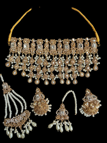 Indian gold and pearls wedding choker/Sabyasachi Indian Jewelry/Kundan necklace set/polki necklace/Pakistani wedding necklace/Bridal set