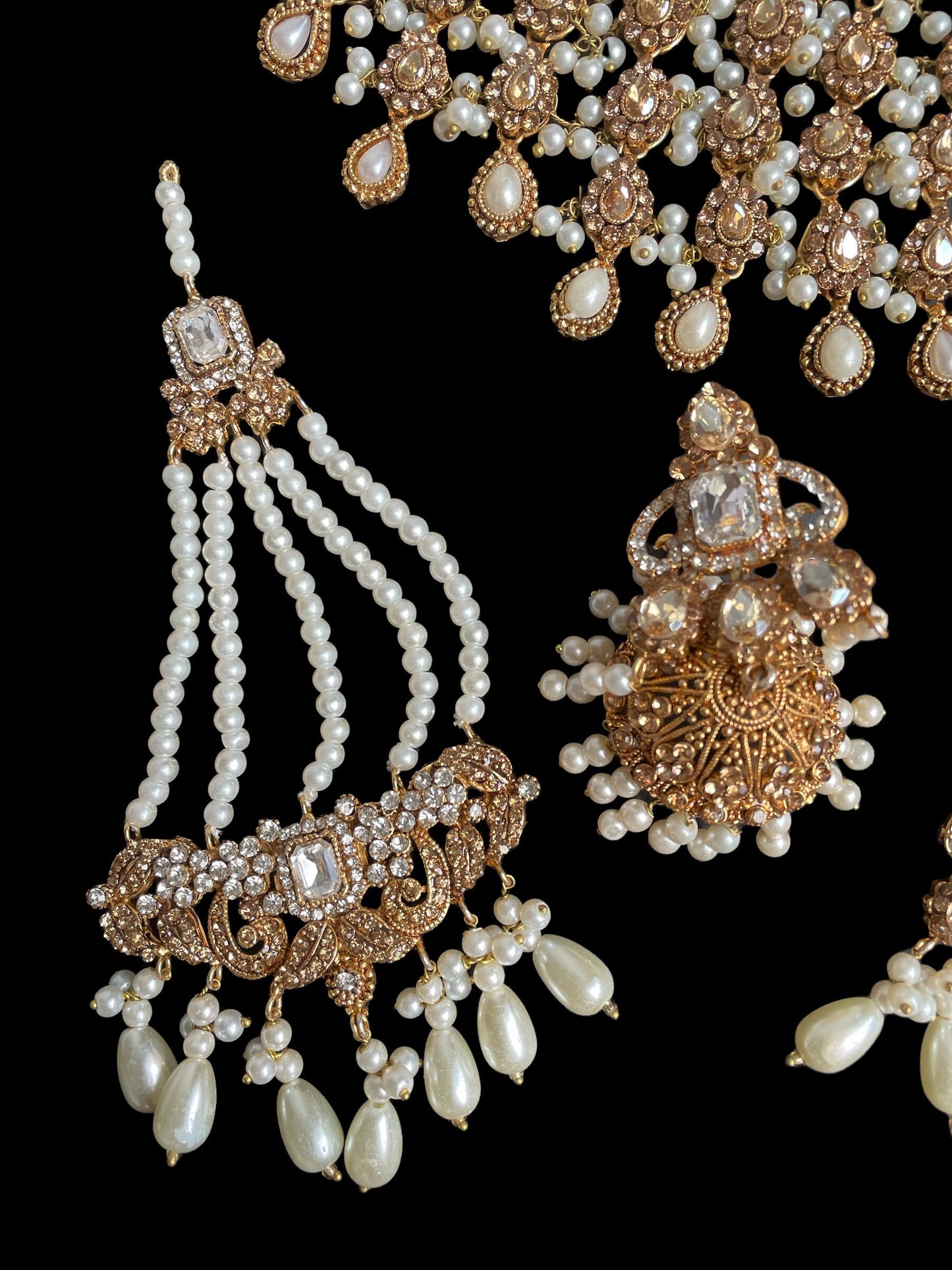Indian gold and pearls wedding choker/Sabyasachi Indian Jewelry/Kundan necklace set/polki necklace/Pakistani wedding necklace/Bridal set