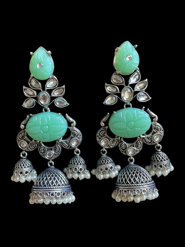 Pendientes Jhumka festivos de plata/Bollywood/jhumki tradicional antiguo de plata/pendientes de plata oxidada/pendientes de plata 92.5/jhumka ligero simple