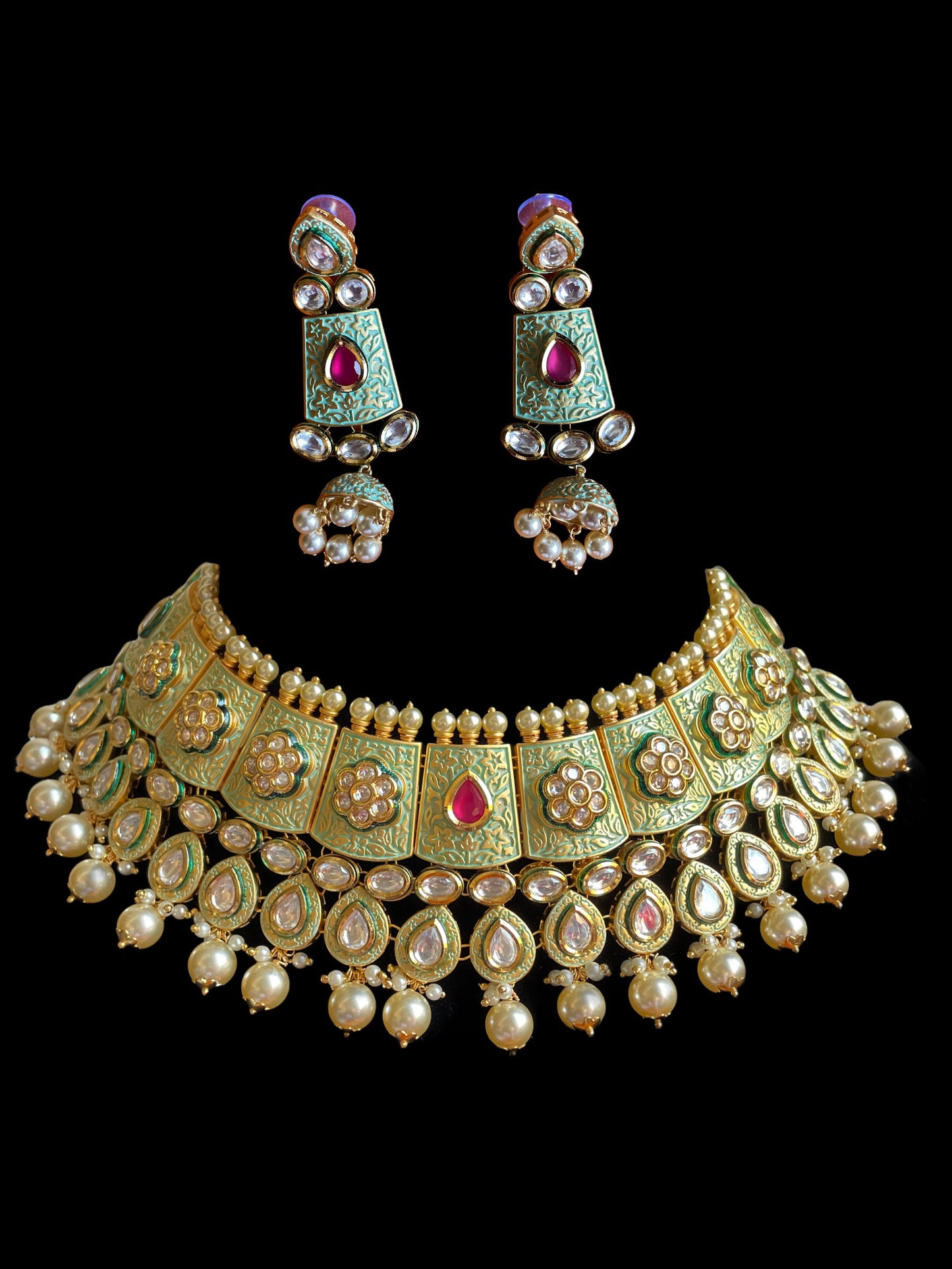 Indian green Bridal jewelry,kundan nikkah choker,pakistani wedding jewelry,gold green meenakari choker,polki choker,Bridal Set with tikka
