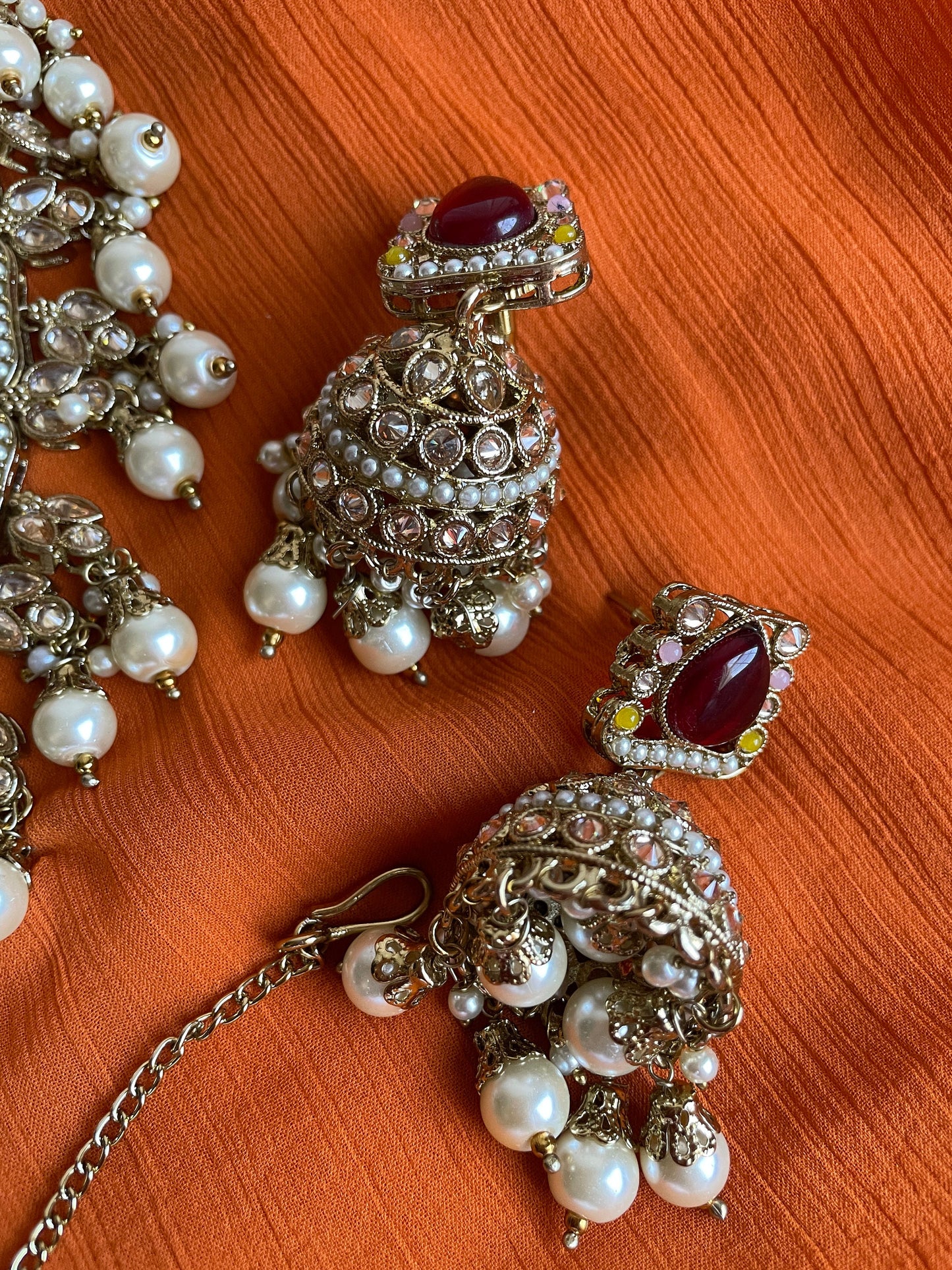 Indian bridal set/multi color choker Set/Nikkah jewelry/Pink Indian choker/wedding sangeet necklace/Pakistani set/bridal choker with tikka