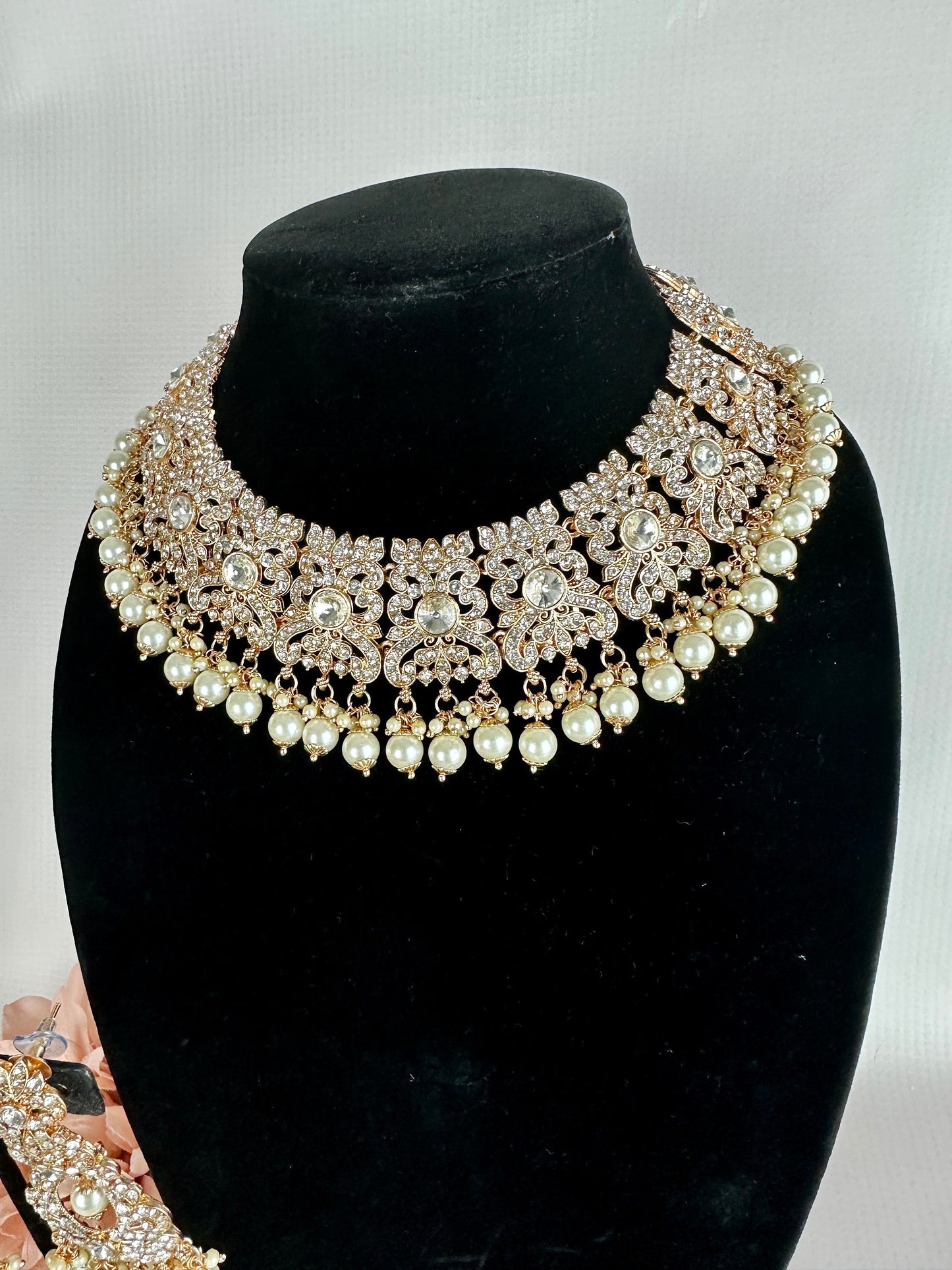 Polki necklace with passa/Light pakistani wedding choker/high quality punjabi bridal jewelry/green rose gold polki choker with jhumka set
