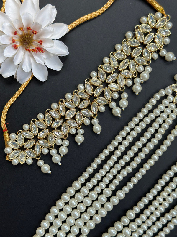 Long pearl choker set with tikka/kundan gold necklace/floral bridal jewelry/white pastel choker set/diamond necklace with jhumka earring