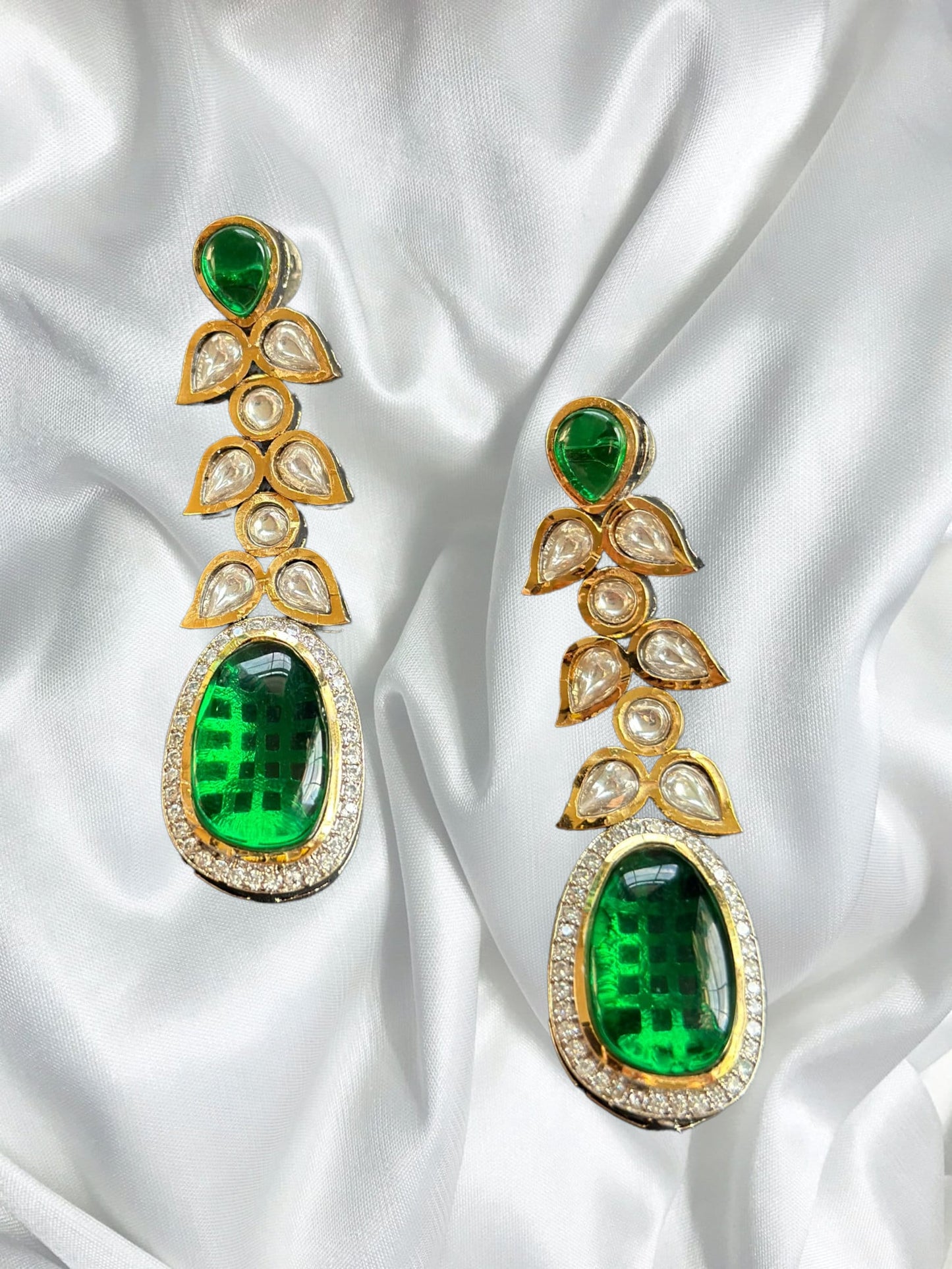 Pendientes de diamantes Polki sin cortar/Pendientes de recepción/Joyería de Bollywood/Pendientes de diamantes americanos/Pendientes de piedras semipreciosas/jhumka de oro indio